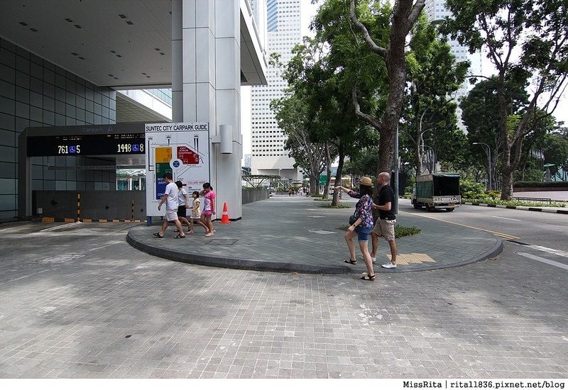 Singapore 新加坡景點 新加坡新達城 Suntec 財富之泉 新加坡財富之泉 Fountain of Wealth Suntec City Mall 新加坡雙層觀光巴士 新加坡公車8