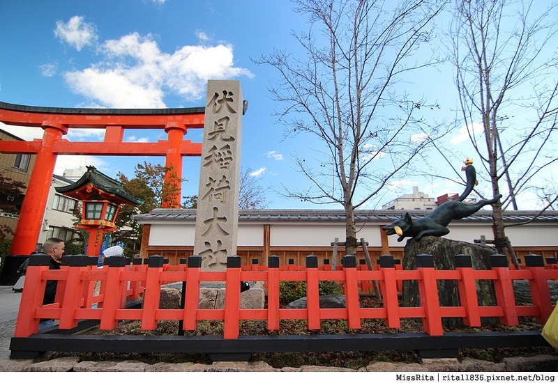 遊記》日本京都‧伏見稻荷大社Fushimi Inari Shrine，走進《藝妓回憶錄》裡的千本鳥居，滿布山頭的鳥居與獨特的狐狸造型繪馬☆ –  MissRita's 旅行享樂手札