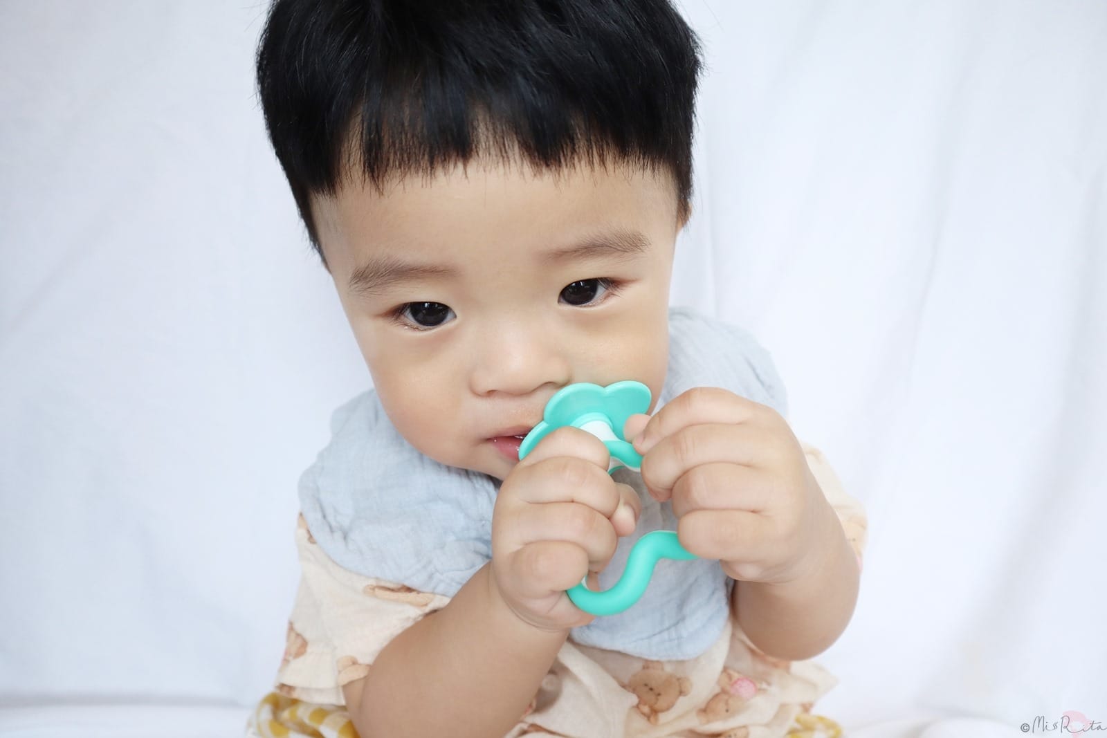 Brush Baby,Brush Baby英國,嬰幼兒口腔,WildOnes充電式兒童聲波電動牙刷,WildOnes,幼兒雙吸盤式牙刷,嬰兒清潔手指棉巾,木醣醇含氟牙膏,兒童電動牙刷,兒童牙刷,兒童牙膏,優迪,yodee,英國兒童牙刷,聲波電動牙刷,電動牙刷