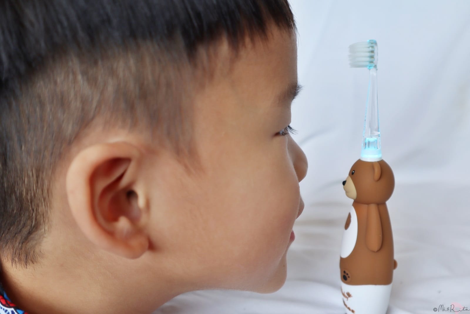 Brush Baby,Brush Baby英國,嬰幼兒口腔,WildOnes充電式兒童聲波電動牙刷,WildOnes,幼兒雙吸盤式牙刷,嬰兒清潔手指棉巾,木醣醇含氟牙膏,兒童電動牙刷,兒童牙刷,兒童牙膏,優迪,yodee,英國兒童牙刷,聲波電動牙刷,電動牙刷